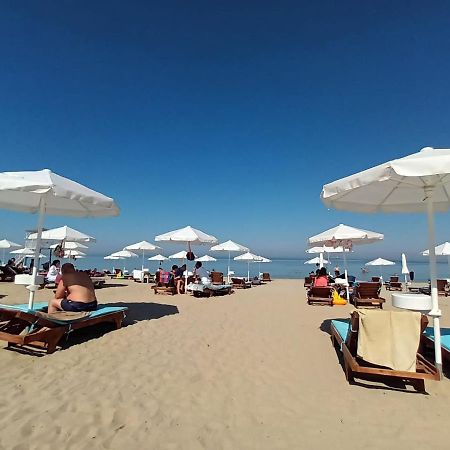 Апартаменты Seaview Haven - Golem, Albania Голем Экстерьер фото